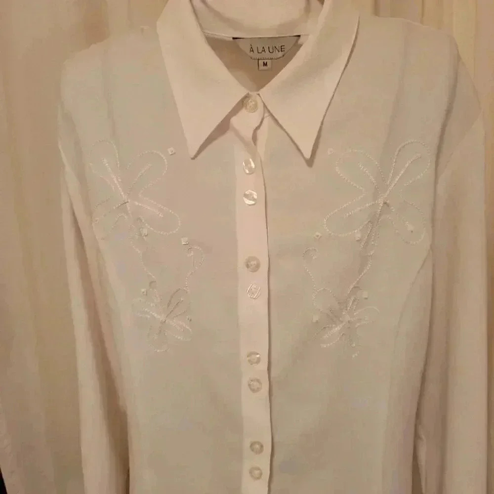White Classic Front Button Blouse Long Sleeves with Cuffs M size by L Lune